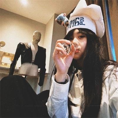 柯罗内的故事